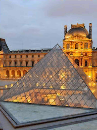 Word City Paris Louvre