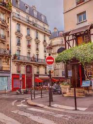 Word City Paris Street